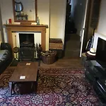 Holly Grove - Homestay